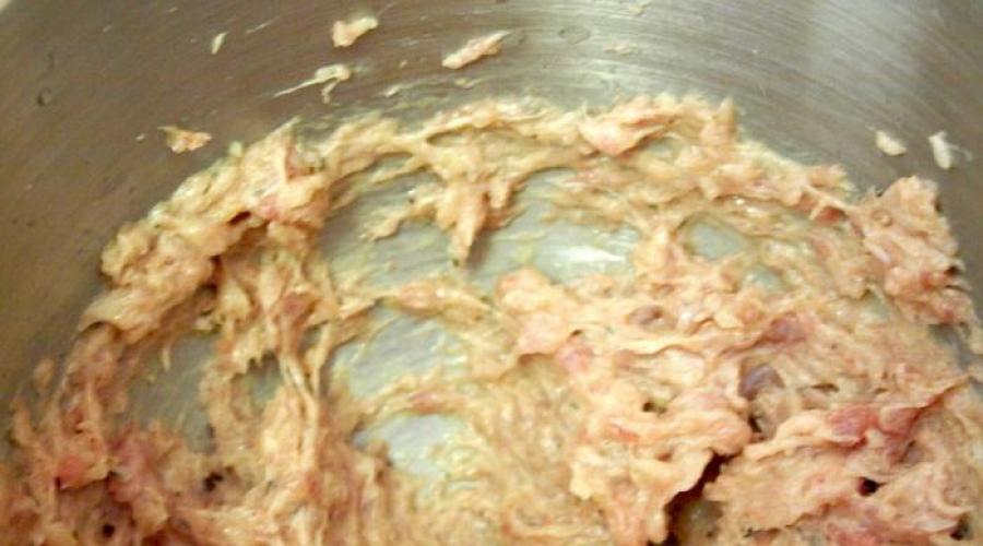 ไส้กรอกไก่ในภาพยนตร์อาหาร วิธีการปรุงไส้กรอกโฮมเมด อาหารไส้กรอกที่บ้านทำอาหาร: สูตรการทำอาหาร