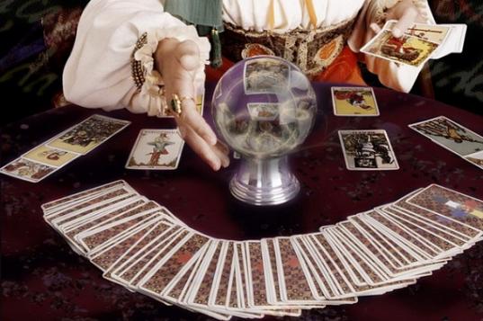 Sieben der Zauberstäbe – Bedeutung der Tarotkarte