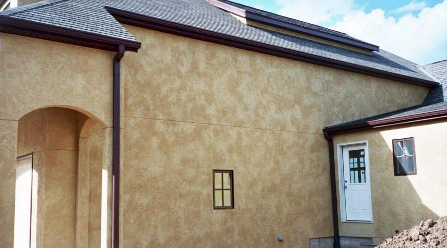 Varieties of decorative plaster for internal work. What better to choose the facade plaster for outdoor work? Useful video: how to choose decorative plaster